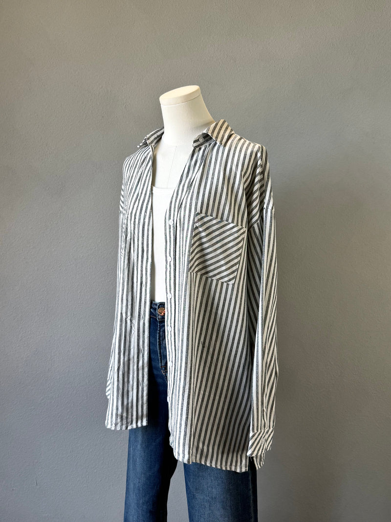 Andrew Button Up